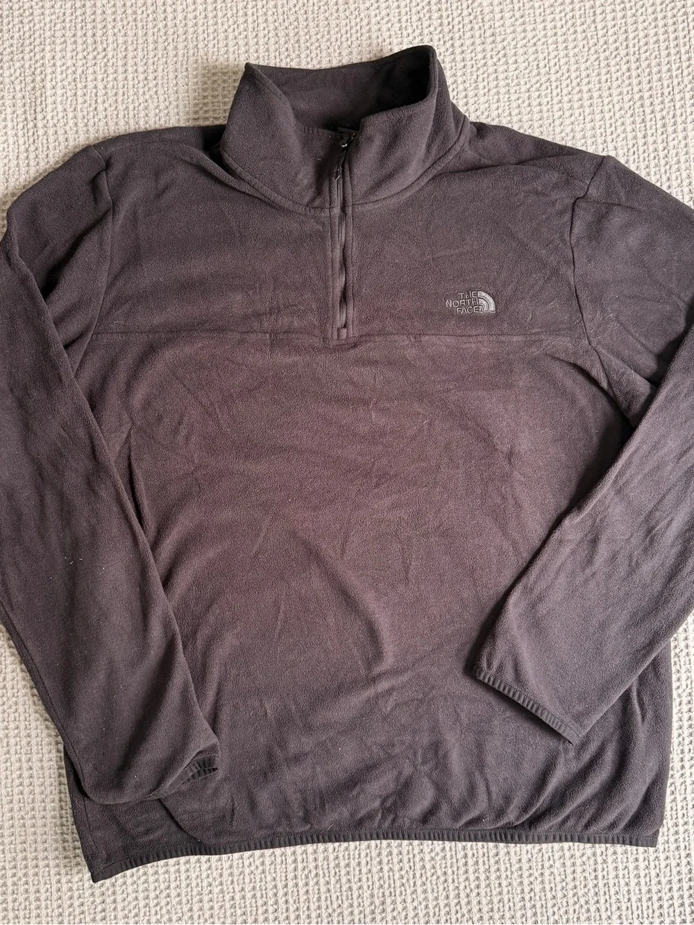 The North Face Men's Black Half-Zip Performance Fleece